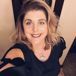 Meet your Posher, Tisha